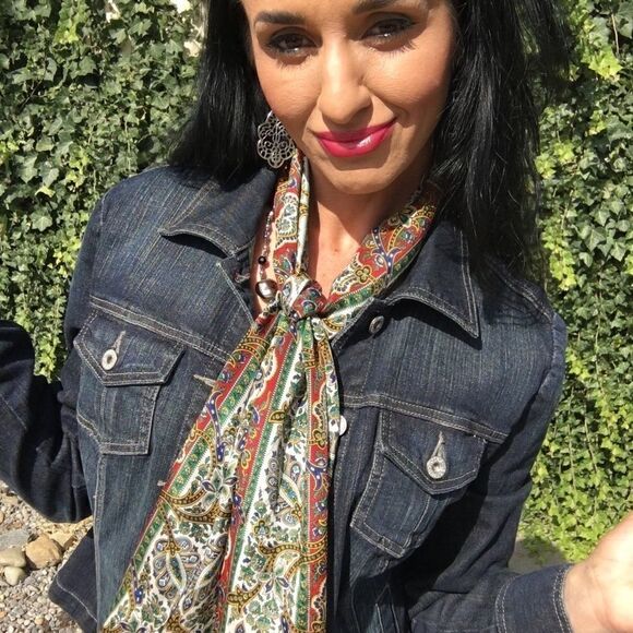 Club 7 Echo 100% silk scarf - Picture 3 of 8